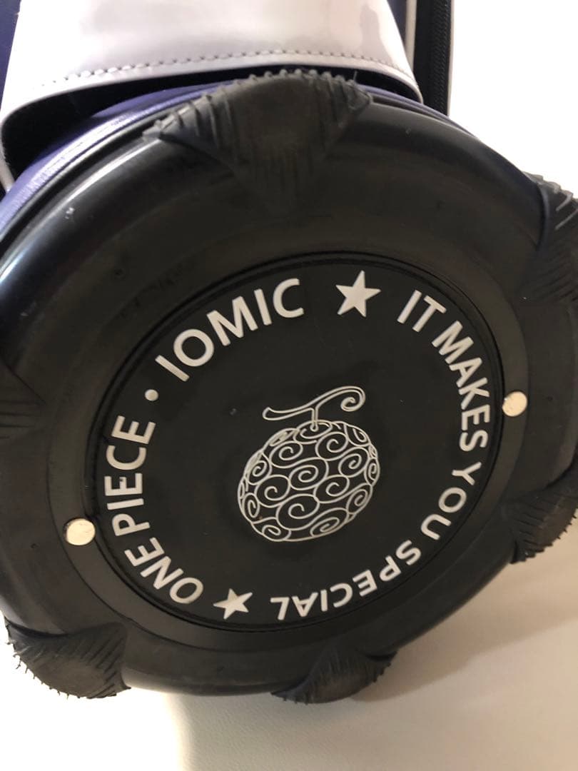【送料込み】希少　IOMIC ONE PIECE 限定キャディバッグ 56