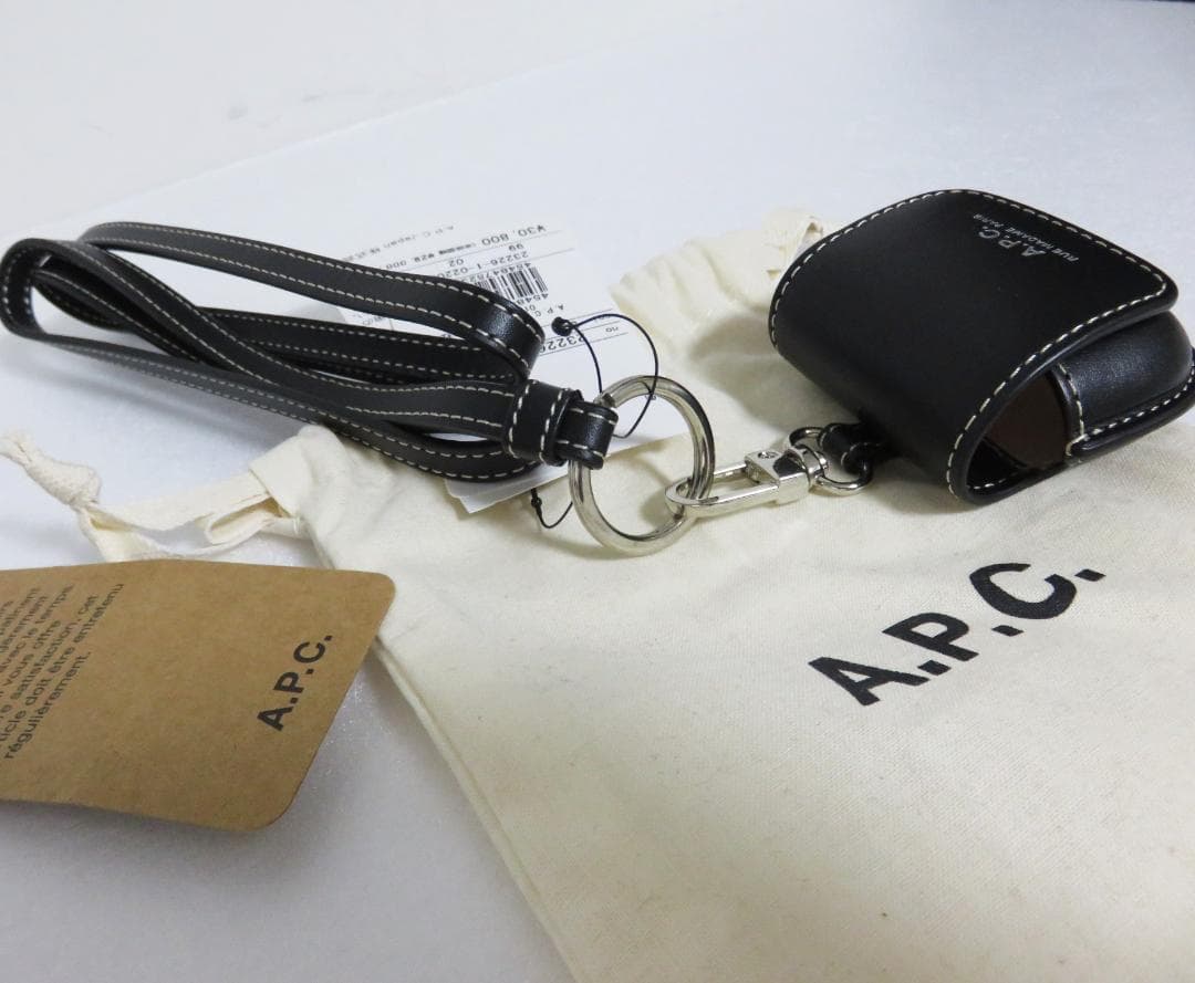 定価3万 A.P.C. Airpods Case Max 3eme ブラック