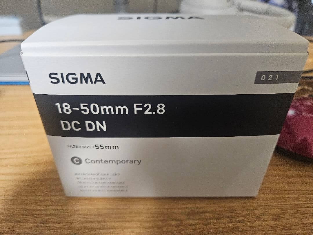 【美品】SIGMA 18-50mm F2.8 DC DN Xマウント