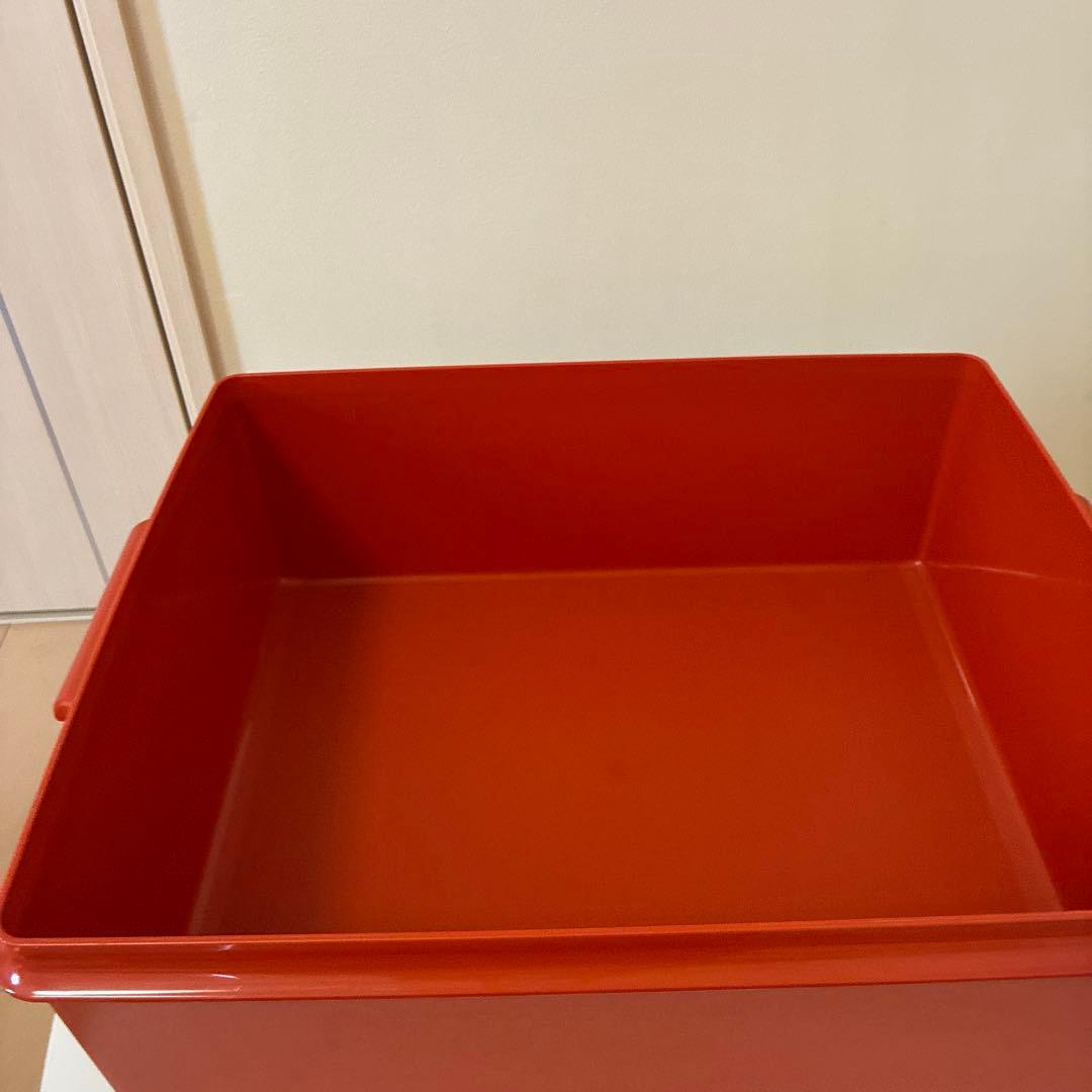 タッパーウエア。収納ボックス 3個セット ピンク。シュウ色。