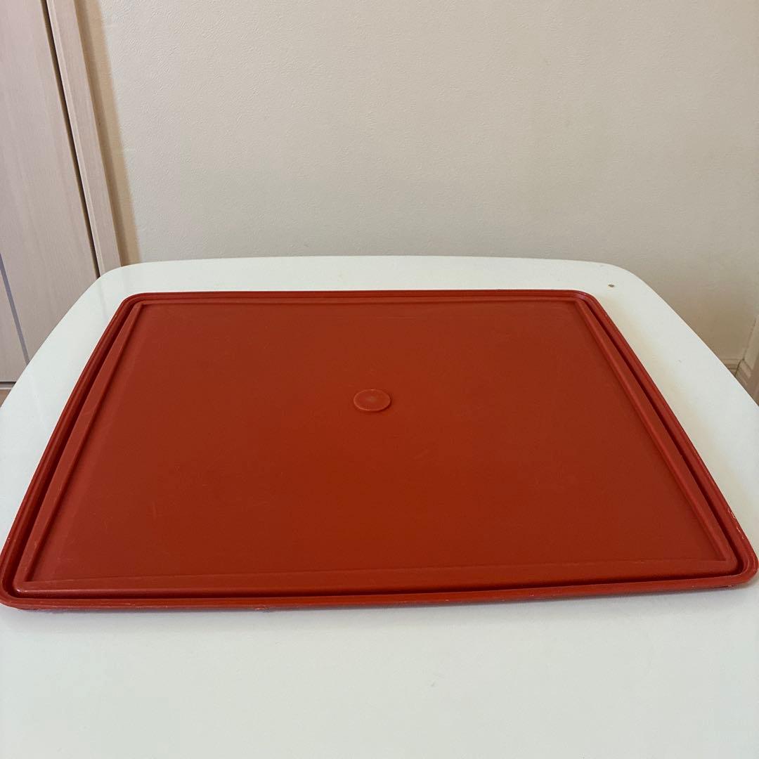 タッパーウエア。収納ボックス 3個セット ピンク。シュウ色。