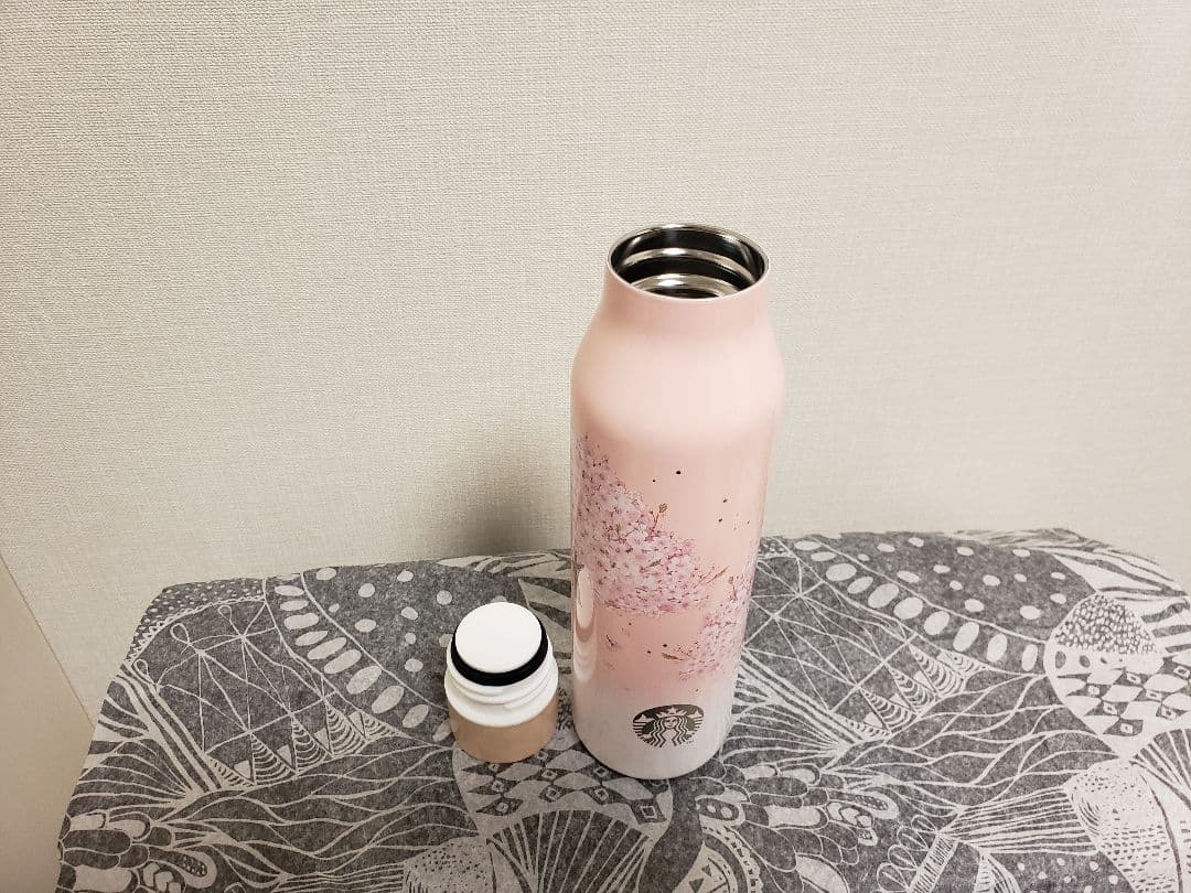 スターバックス チェリーブロッサム ロマンチック ウォーターボトル 384mL