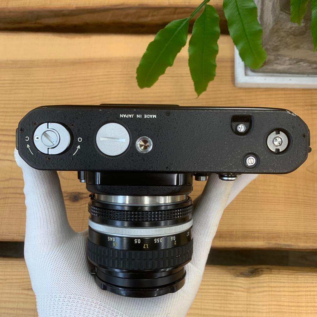 Nikon F2 チタン (Nikkorレンズ付き※レンズおまけ)