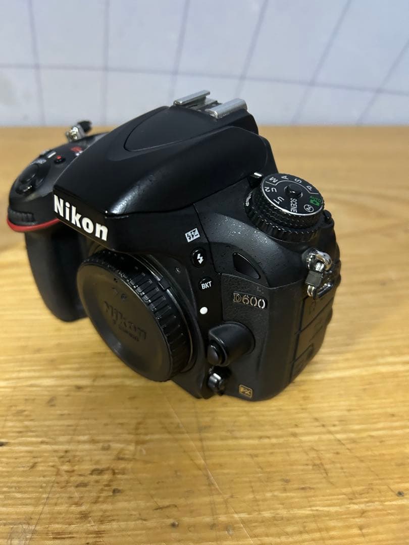 デジタルカメラ Nikon d600