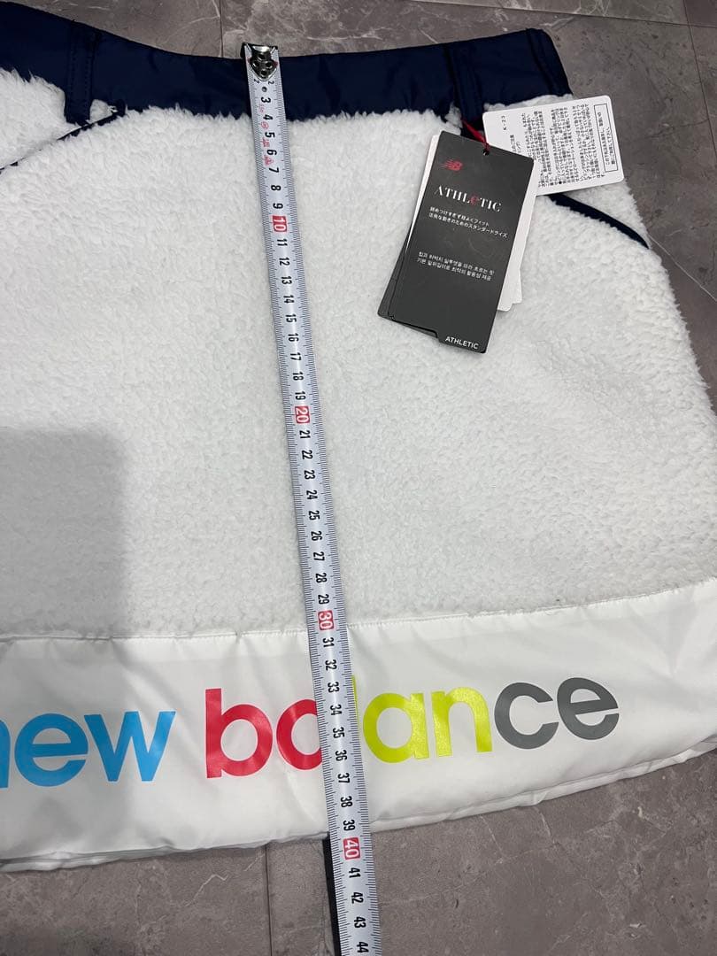 新品未使用タグ付き　ニューバランスゴルフ　レディース　スカート 上下セットアップ