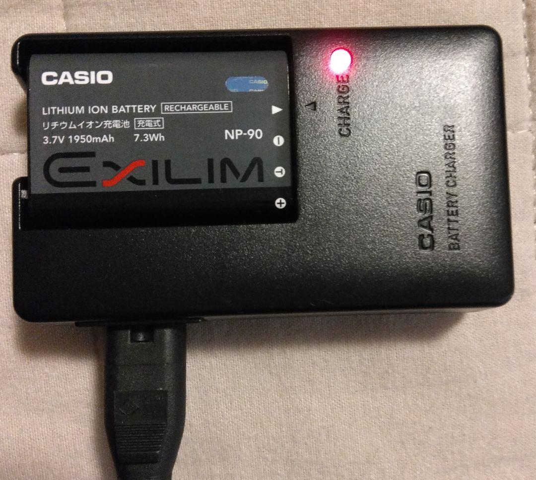 デジタルカメラ CASIO EXILIM EX-FH100
