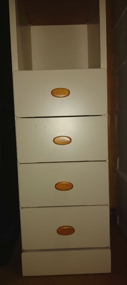 隙間家具