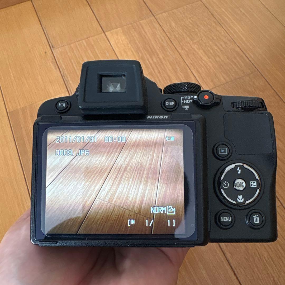 美品　NIKON ニコン COOLPIX P500 コンパクトデジタル