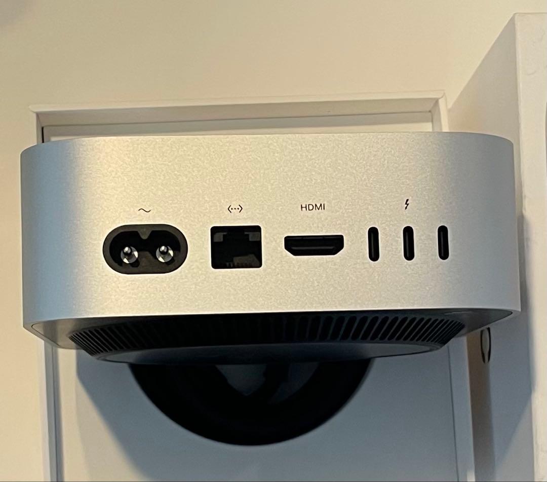 Apple M4チップ Mac mini 24GBメモリ 256GB ２０２４