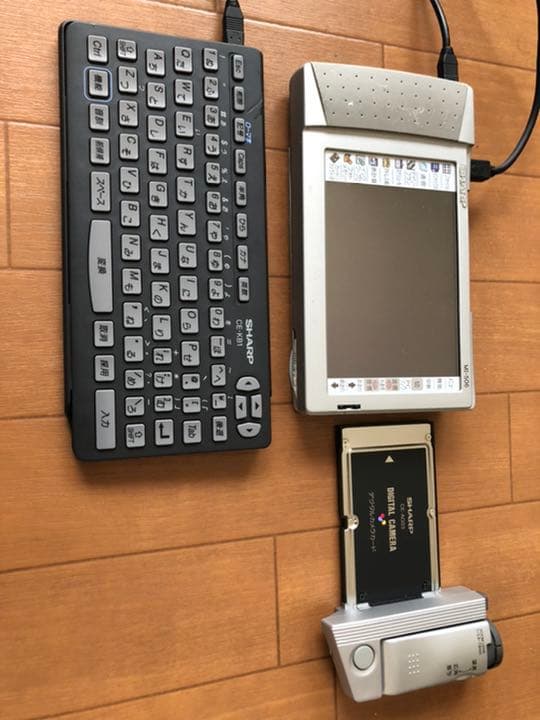 スマホ・タブレット・パソコン SHARP MI-506DC
