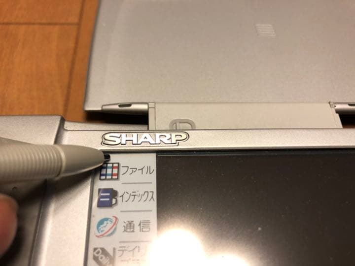 スマホ・タブレット・パソコン SHARP MI-506DC