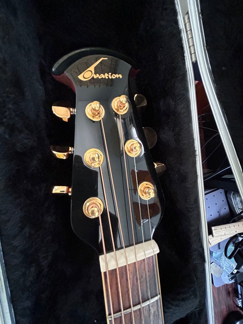 Ovation エレアコ　ギター 韓国製　美品　CSE44 ハードケース付き