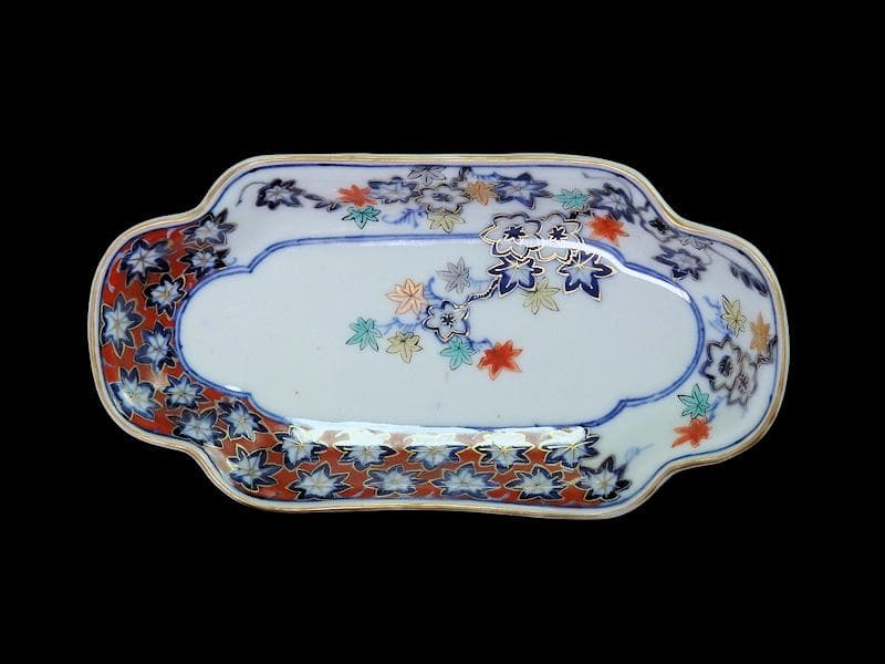 大聖寺伊万里　金襴手　紅葉の図　隅切長皿　 N1071AS-DCl