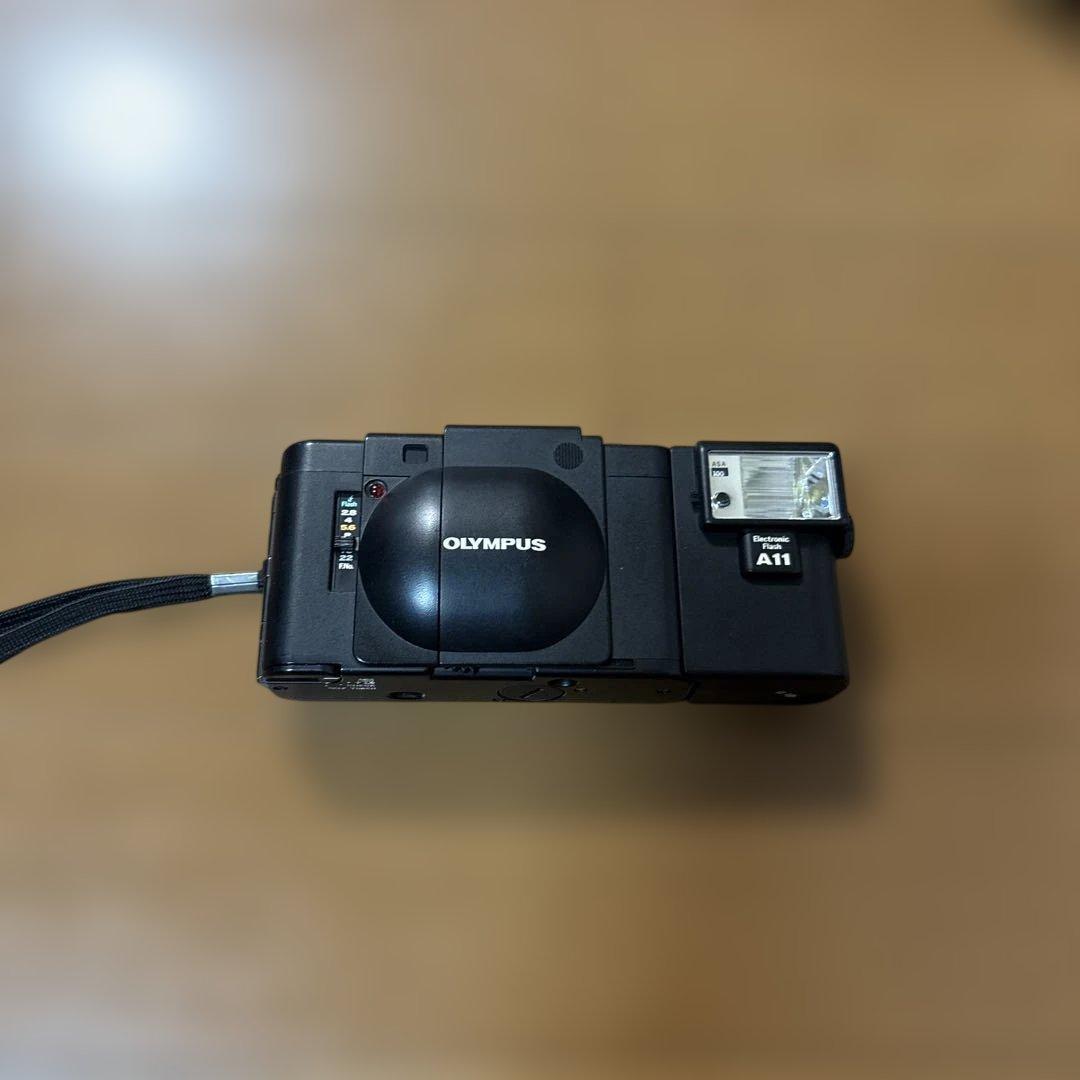 OLYMPUS XAフィルムカメラ A11フラッシュ付き