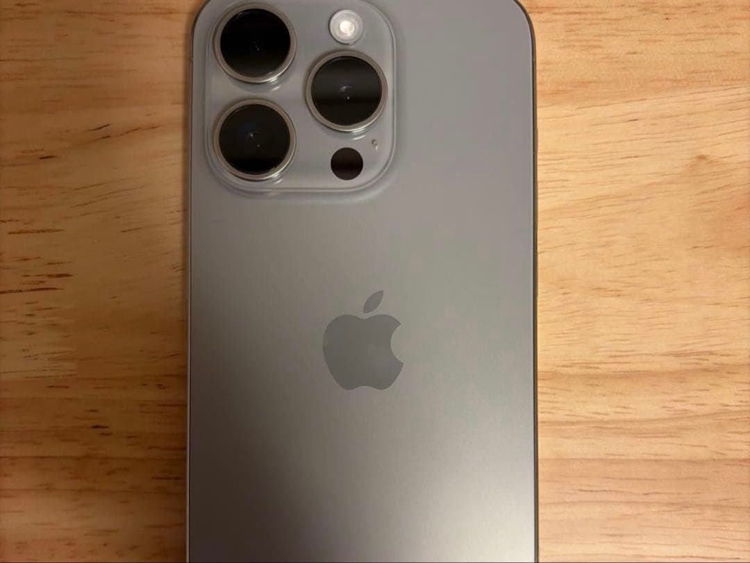 Sakura様限定iPhone 15 Pro 128GB ナチュラルチタニウム