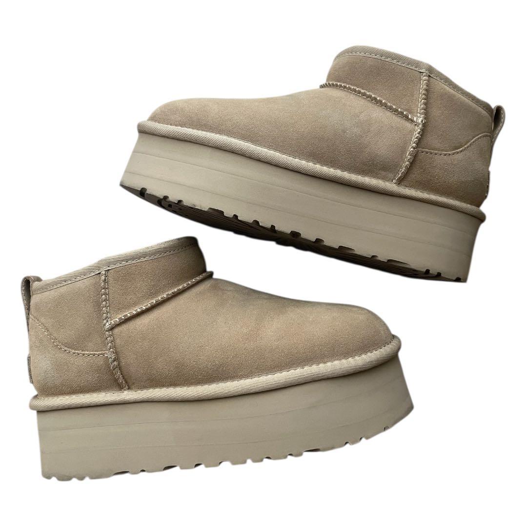 UGG 人気 大特価 クラシックウルトラミニプラットフォーム 厚底ブーツ 超破格