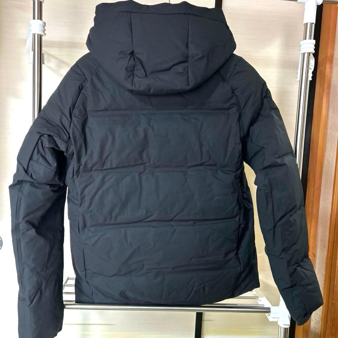 デサント　水沢ダウン　オルテライン　マウンテニア　Lサイズ