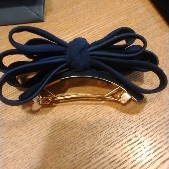 【美品】アレクサンドル ドゥ パリ　リボンバレッタ　紺　ネイビー