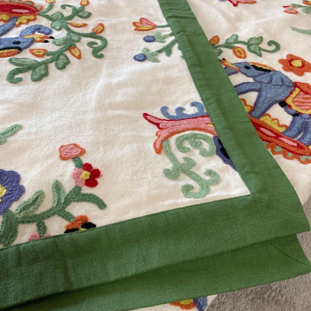 Shyam Ahuja インド綿 フリークロス エリアラグ ベッドカバー