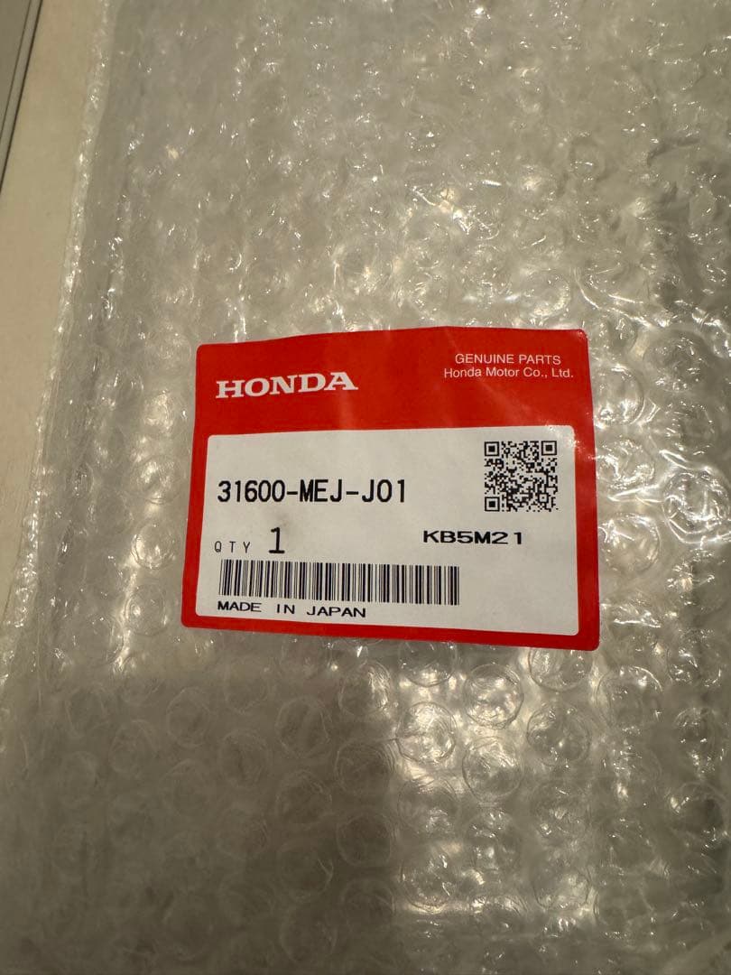 ほぼ新品 CB1300SF用 純正レギュレータ