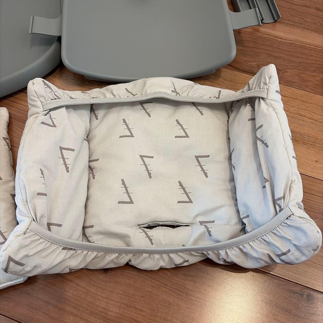 極美品総額約27000円分！ストッケベビーフルセットトリップ トラップクッション