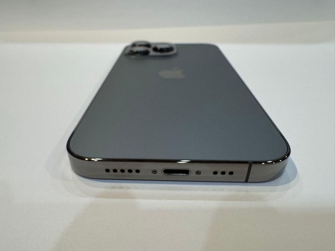 再出品‼️【バッテリー90%】iPhone 13 Pro 256GB グラファイト