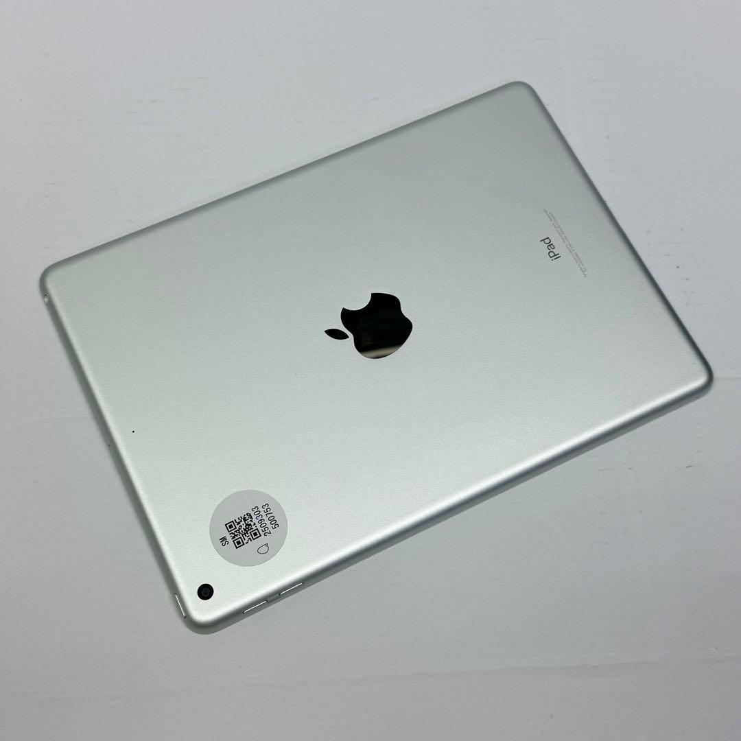 iPad 第5世代 (2017) Wi-Fiモデル 32GB シルバー