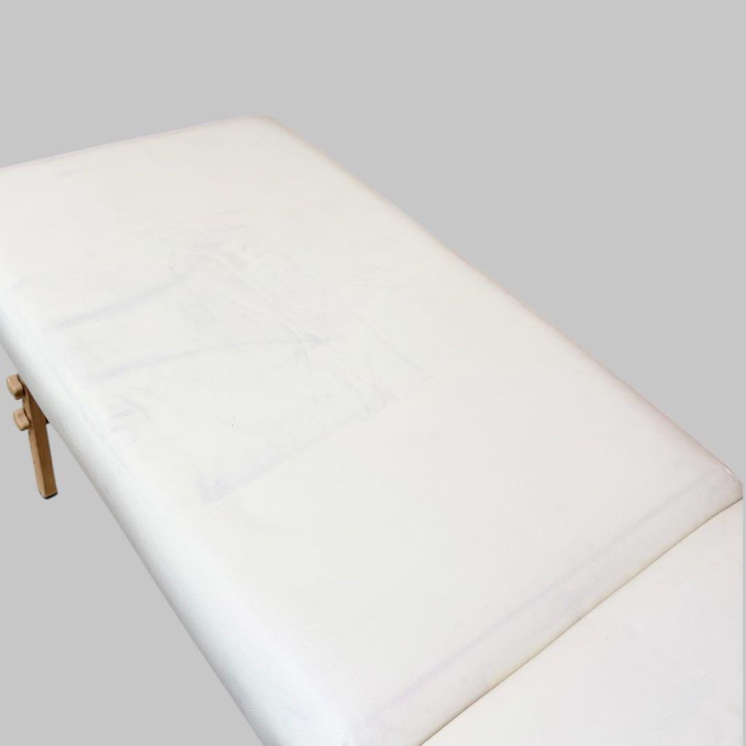 BTM 折りたたみ マッサージベッド コンパクト ホワイト エステ