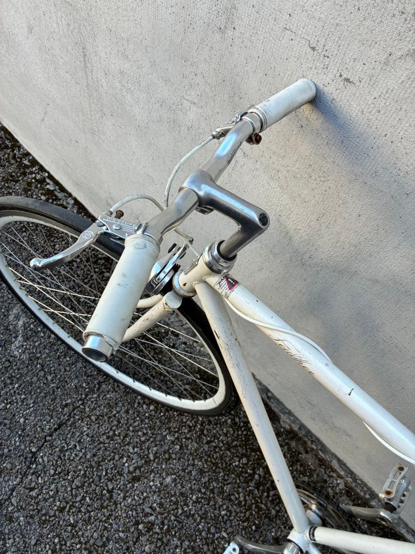 Fuji feather ホワイト　52インチ