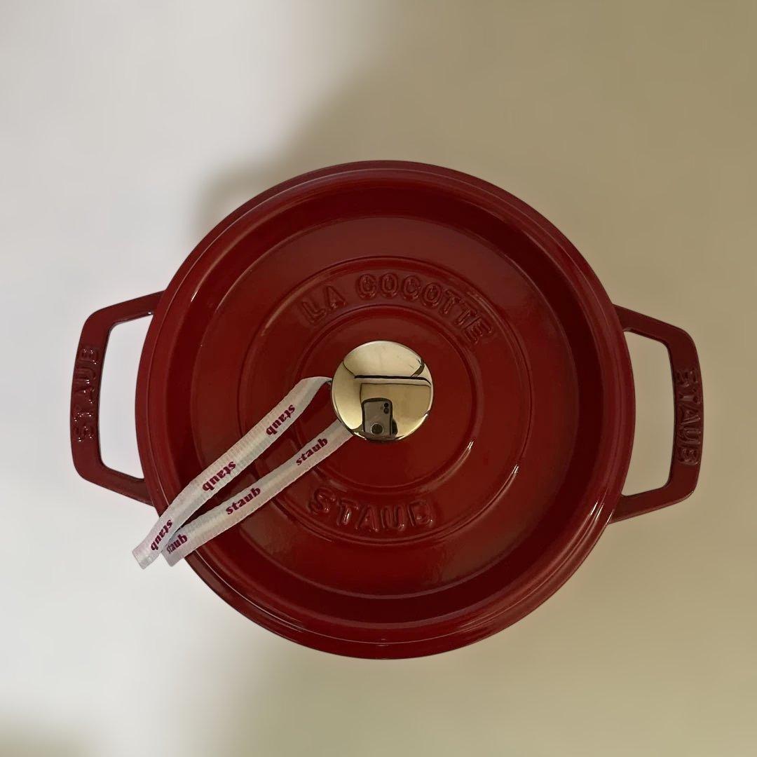新品 ストウブ ピコ ココット ラウンド チェリー 20cm