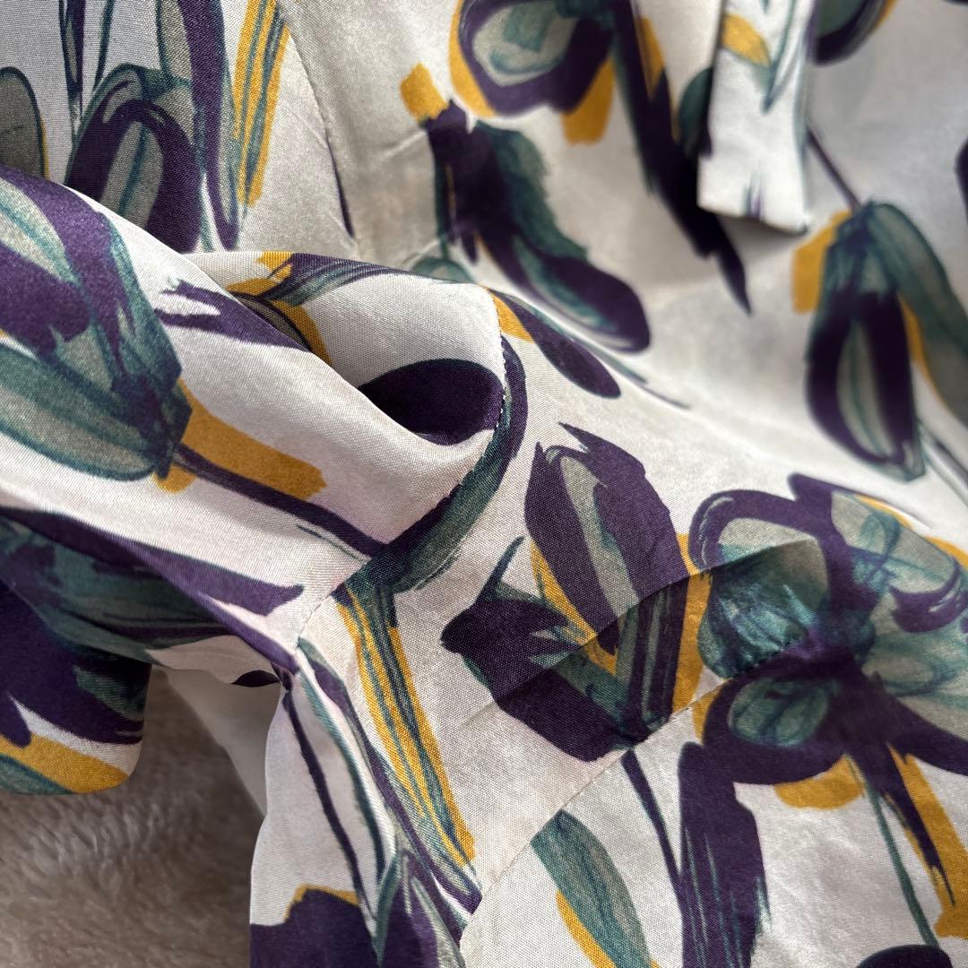 TOMORROWLAND シルククローバープリント ボウタイブラウス