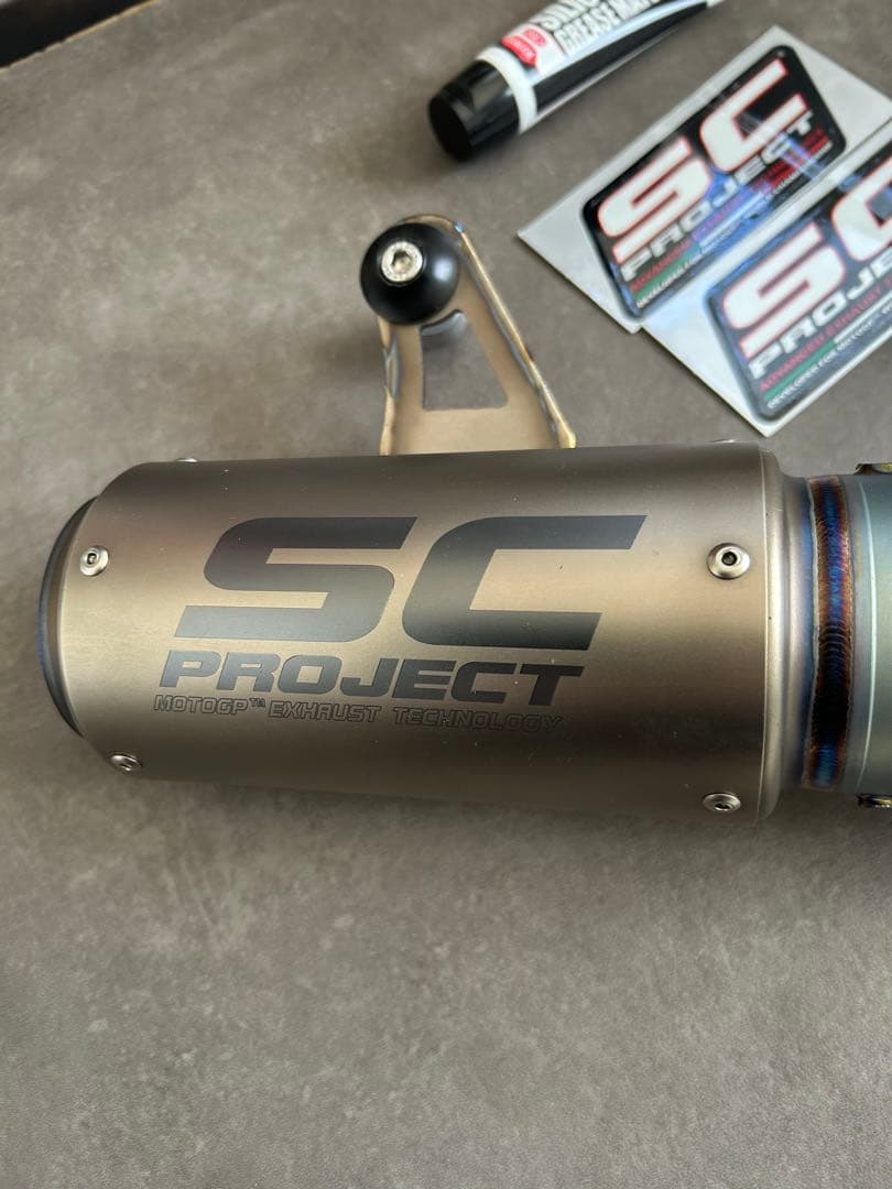 SUZUKI GSX-R1000R SCスリップオンマフラー