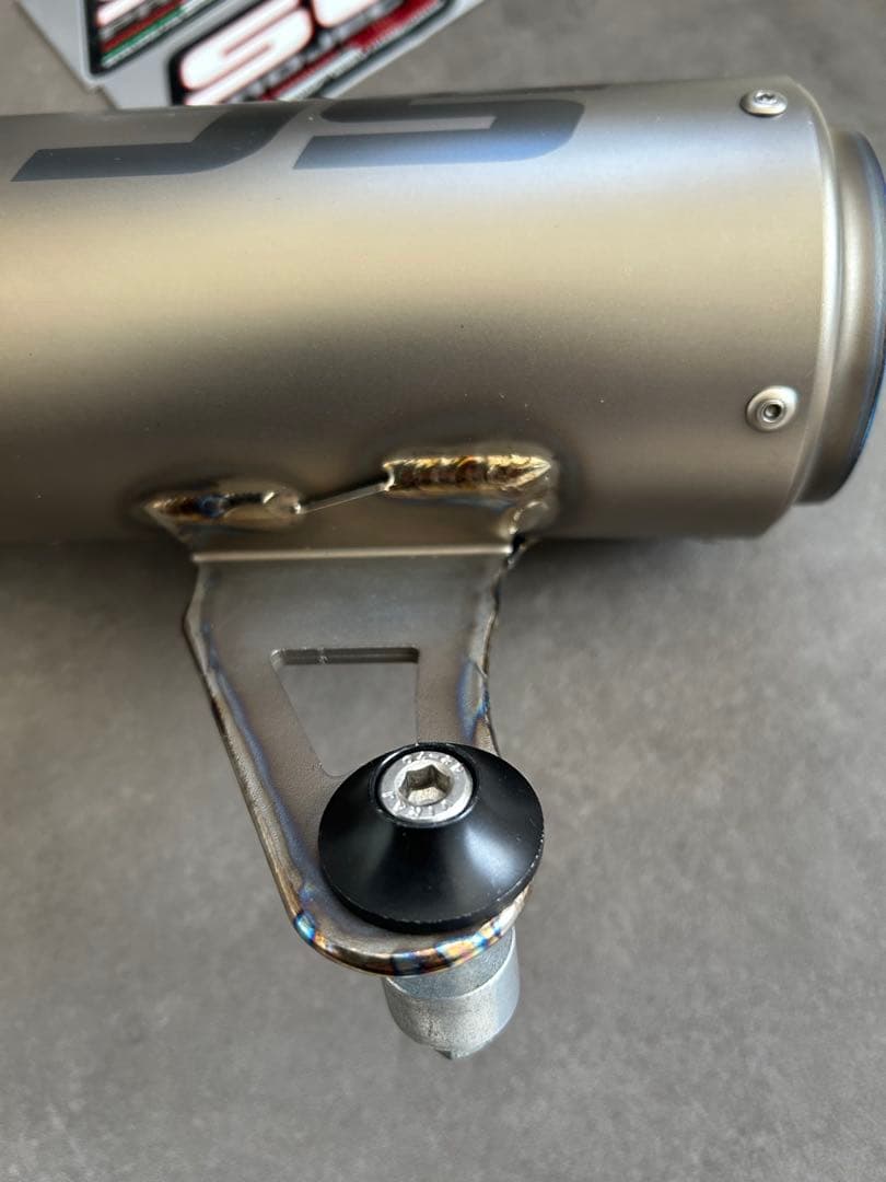 SUZUKI GSX-R1000R SCスリップオンマフラー