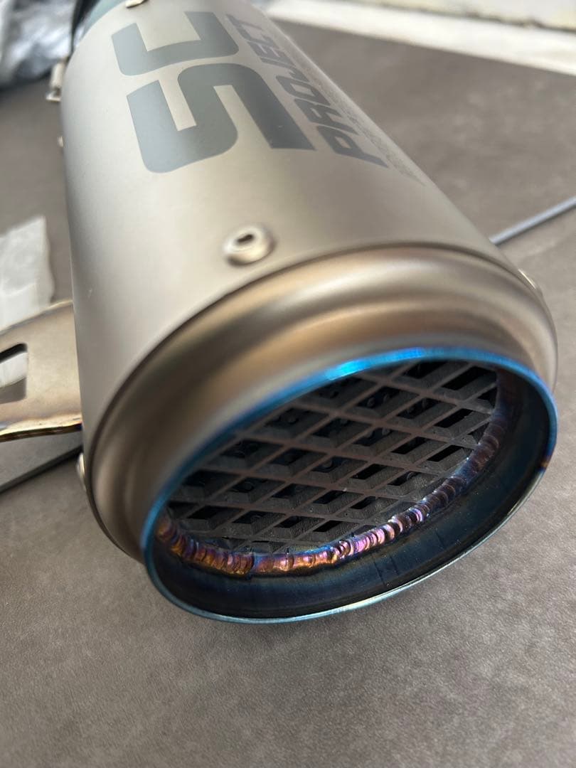 SUZUKI GSX-R1000R SCスリップオンマフラー