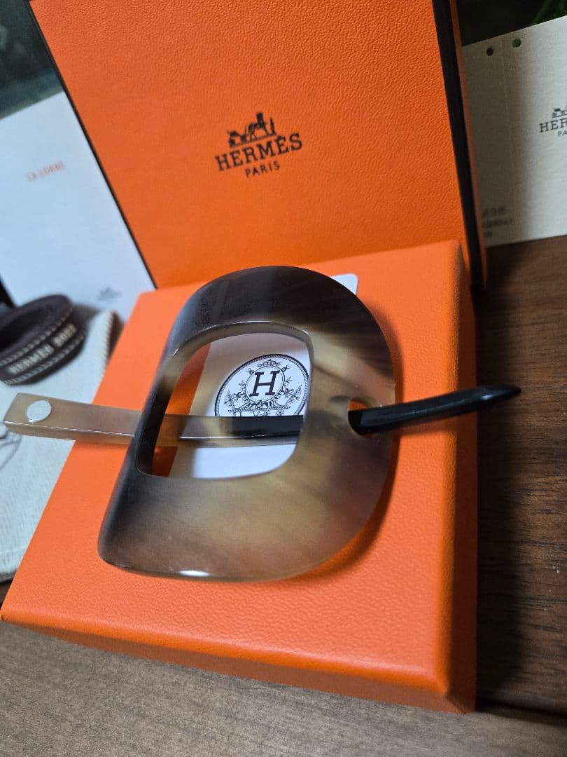 最安値⭐希少⭐唯一無二の芸術品、エルメスのバッファローホーン かんざし