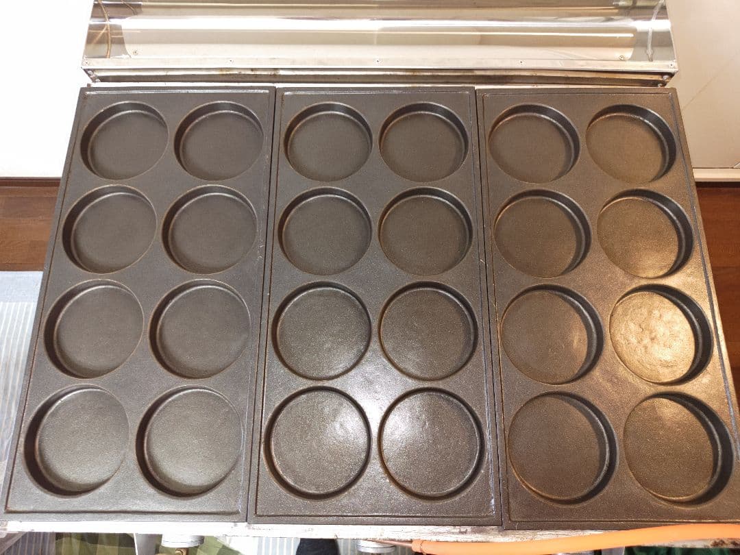 最終値下げ！業務用大阪焼き器、大判焼き器、 タカマチ産業