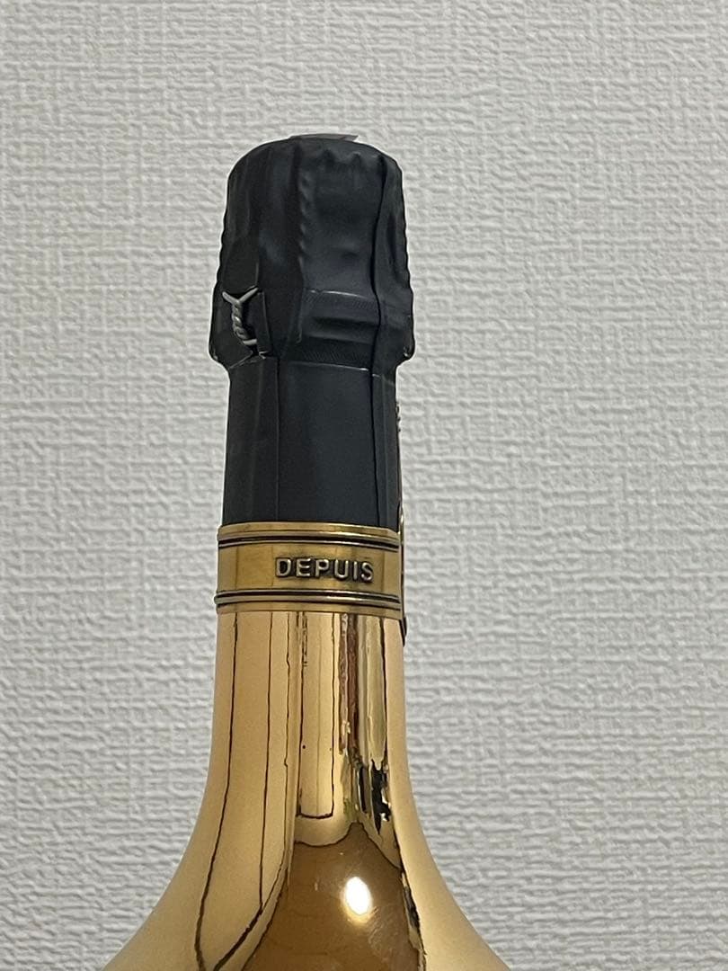 【特価】シャンパン　シャルル ド カザノーヴ ストラディバリ ウス　2009年