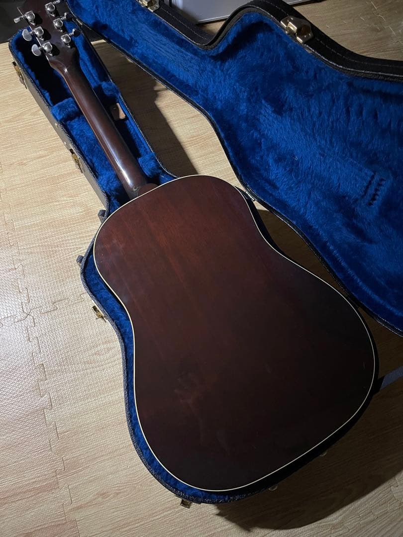 GIBSON J-45 standard 2013年製