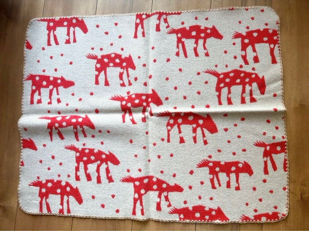 ミナペルホネン caravan ミニブランケット 赤