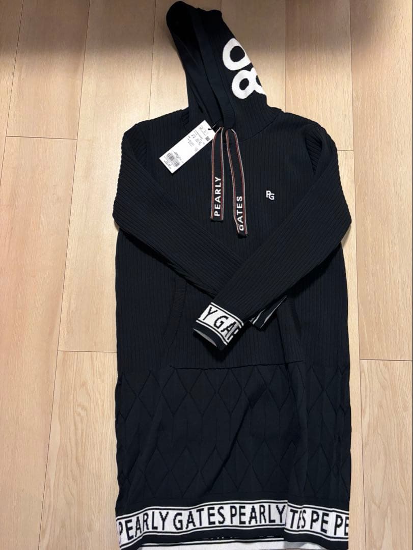 PEARLY GATES ニットフーディワンピース　新品タグ付き