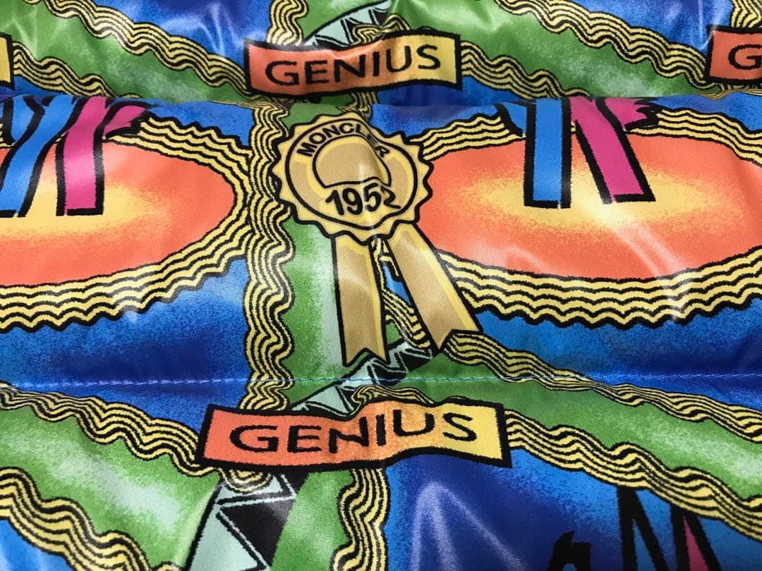 2 未使用 正規 本物 MONCLE ダウンベスト L M 20万 ジャケット