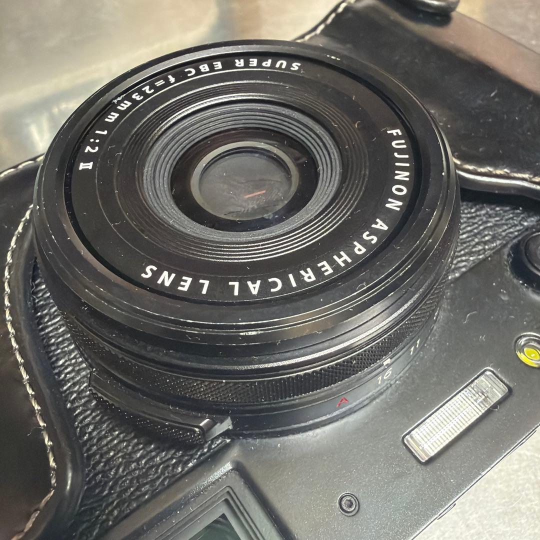 fujifilm X100V(ケース付)！