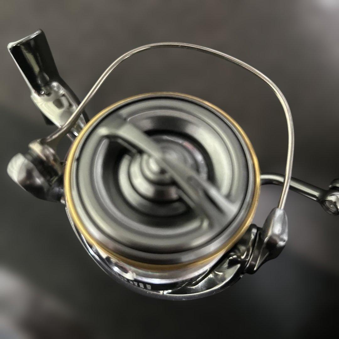 SHIMANO 18 STELLA 2500S スピニングリール
