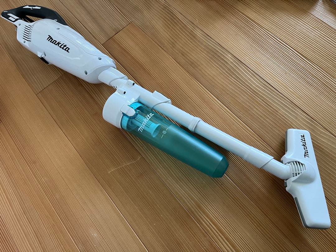 makita マキタ　CL282FD充電式コードレス掃除機