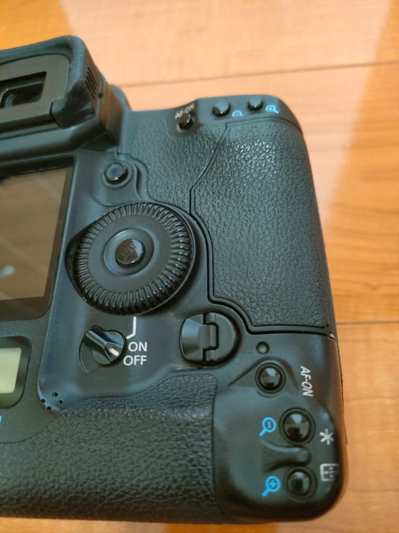 EF28-70mF2.8L+EOS-1DMarkIIIプロフェショナルセット