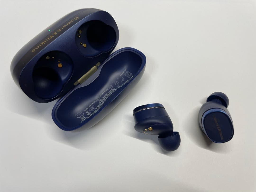 Bowers & Wilkins Pi8 ミッドナイト・ブルー