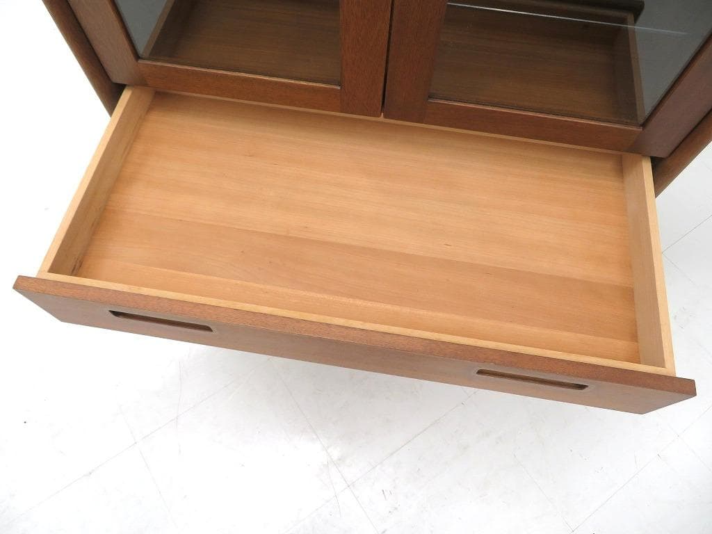 展示品　IDC大塚家具　ウォールナット　飾り棚　サイドボード　収納　キャビネット