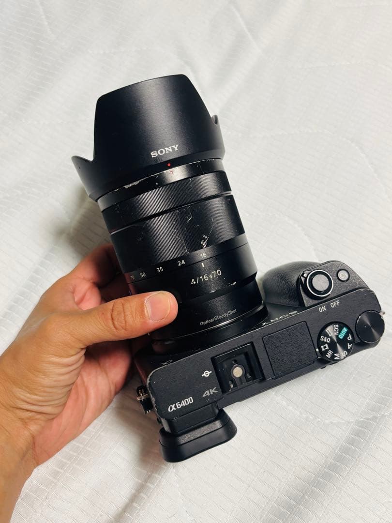 Sony a6400 Sony 16-70 f4 本体　バッテリー3個