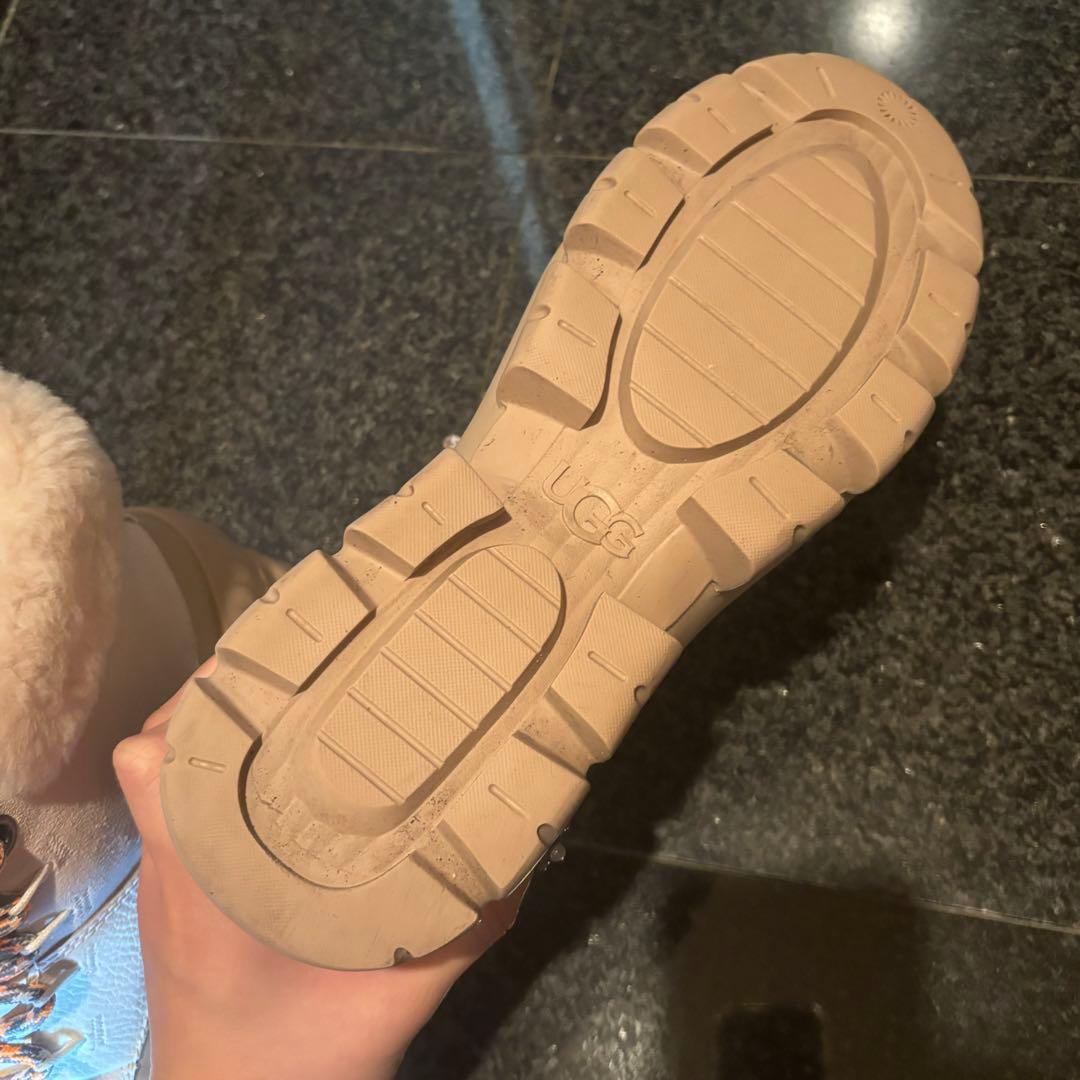 【green】UGG アディロームハイカー