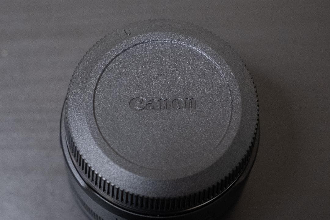 キヤノン Canon RF35mm F1.8 MACRO IS STM